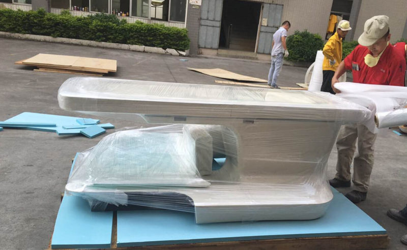 山東青島玻璃鋼汽車配件廠家直銷