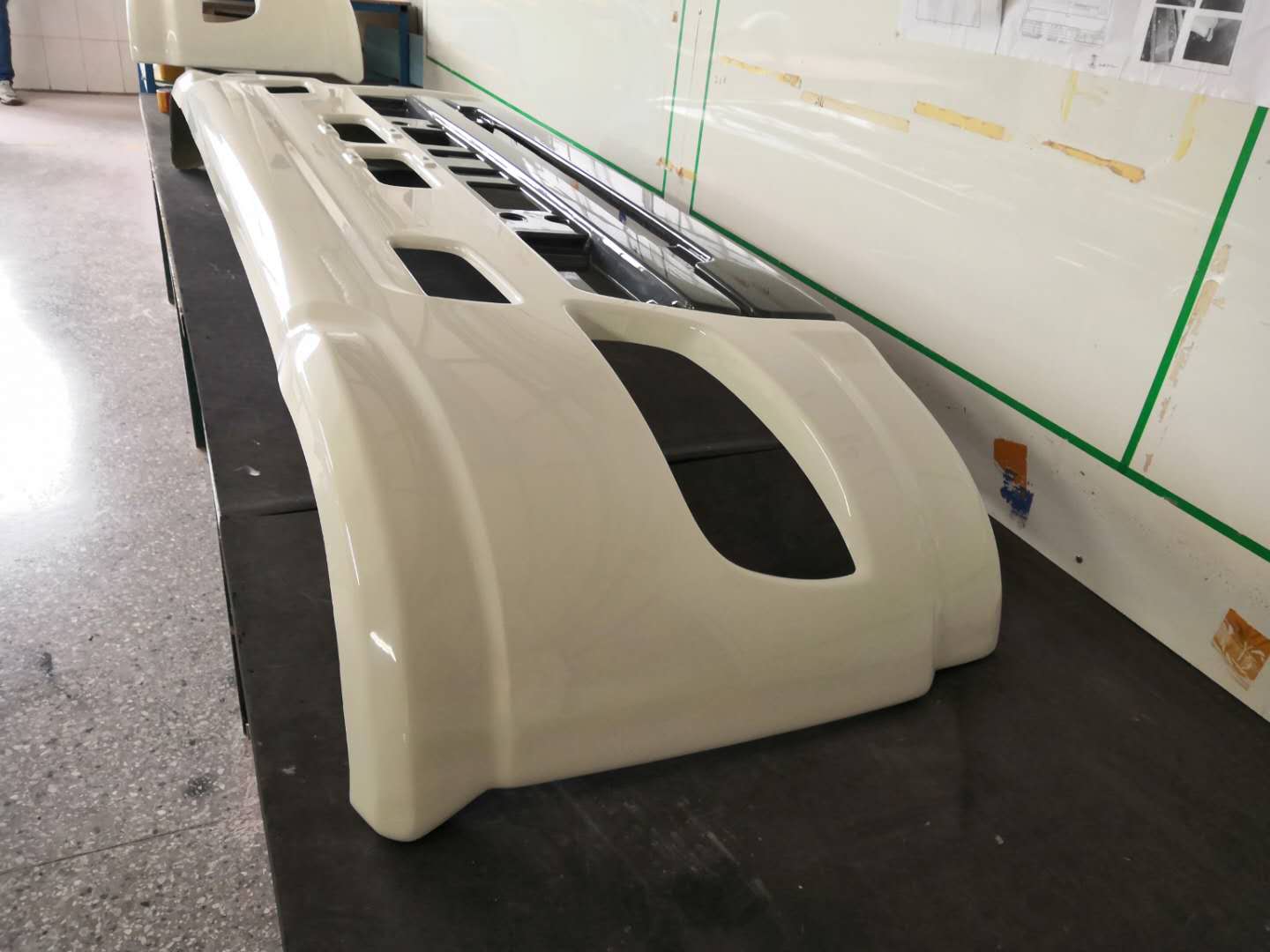 四川玻璃鋼汽車配件公司
