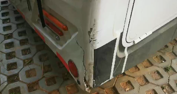 玻璃鋼汽車配件